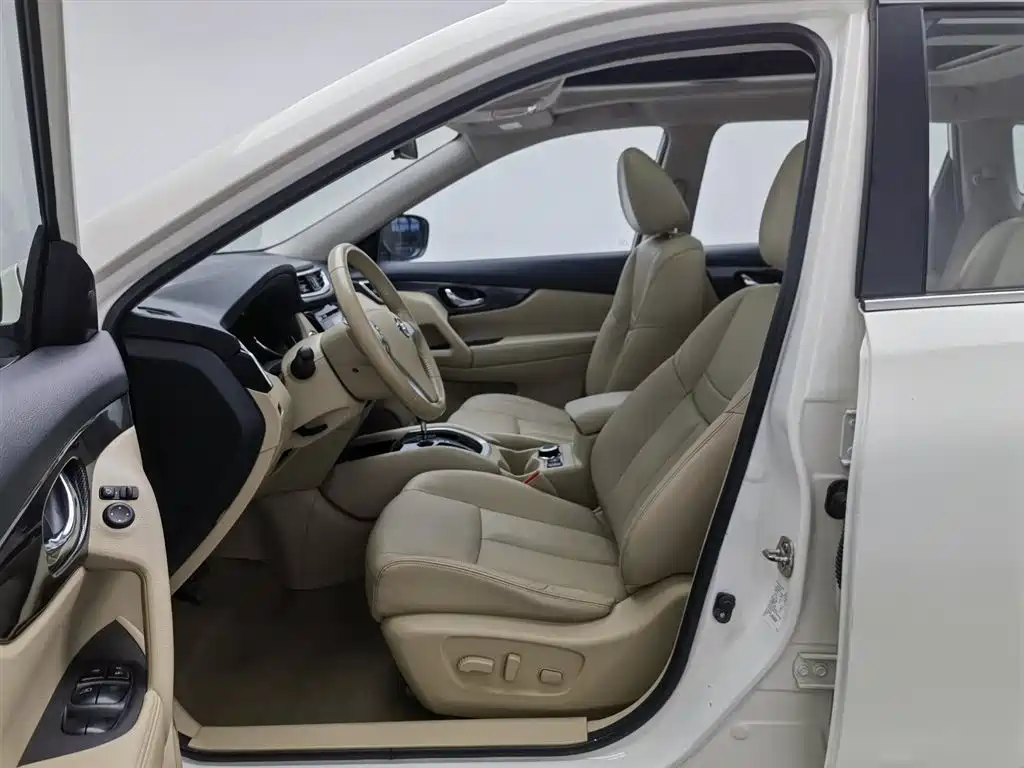 Nissan X-Trail 2015 — фото 10