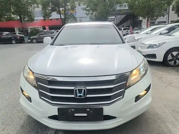 Honda Crosstour 2015