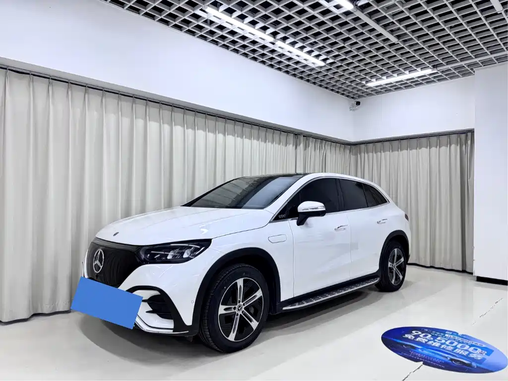 Mercedes-Benz EQE SUV 2023 — фото 1