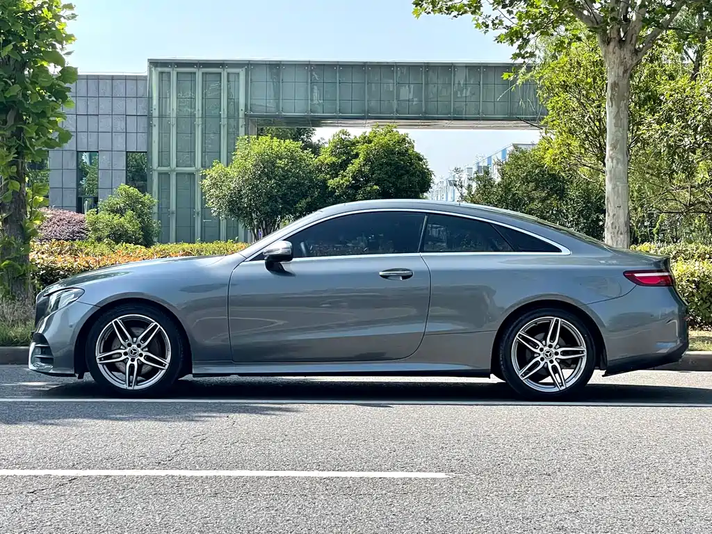 Mercedes-Benz E-Class 2018 — фото 7