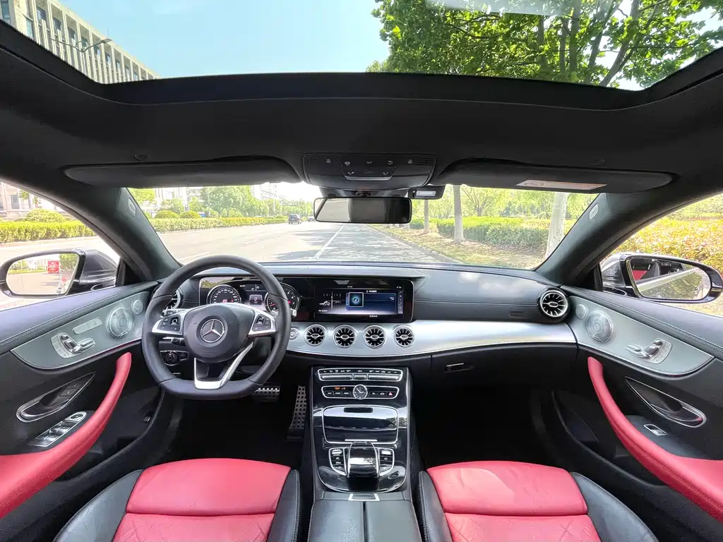 Mercedes-Benz E-Class 2018 — фото 10
