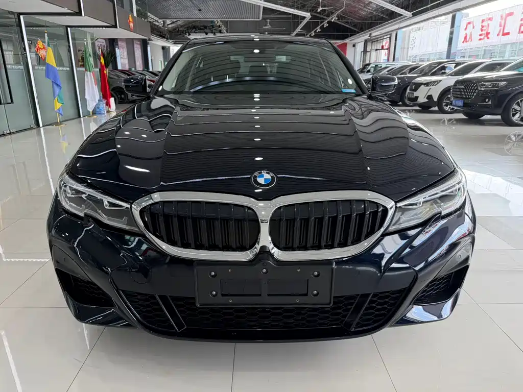 BMW 3 Series 2022