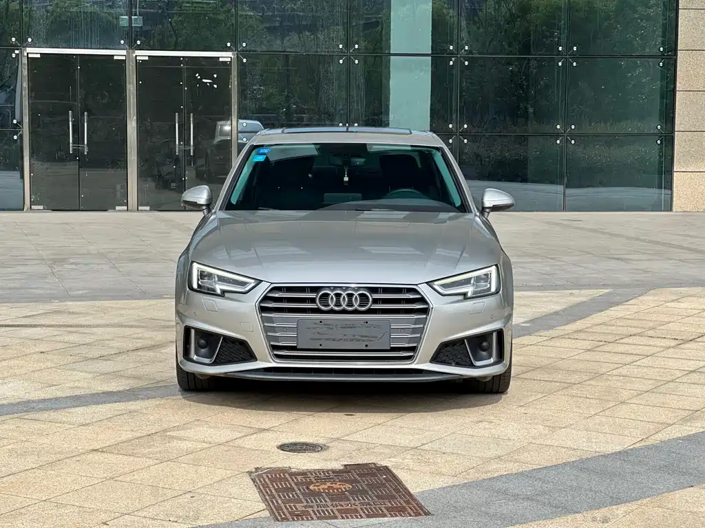 Audi A4L 2019 — фото 2