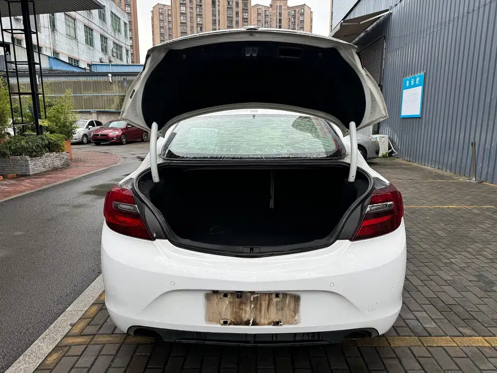 Buick Regal 2014 — фото 15