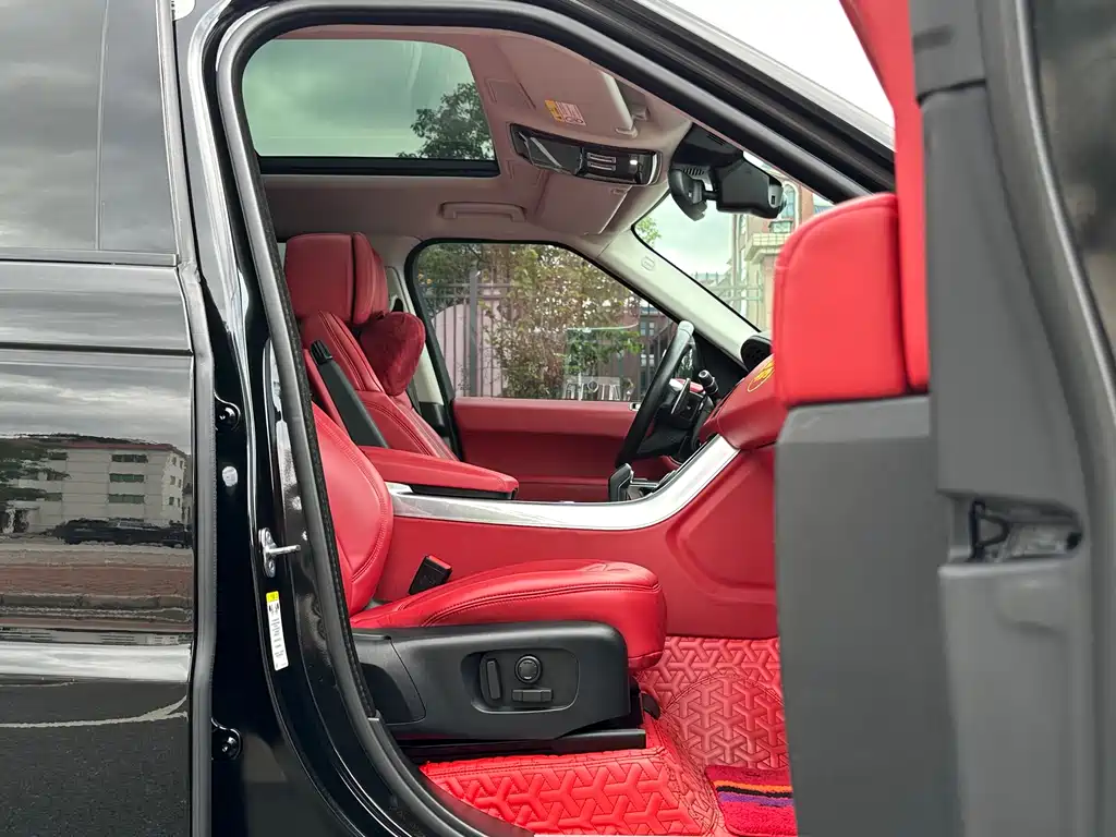 Land Rover Range Rover Sport 2020 — фото 15