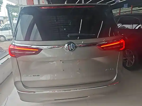 Buick GL8 2024