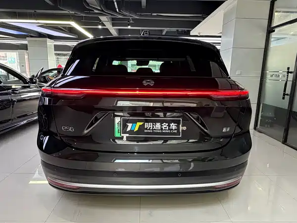 NIO ES6 2025