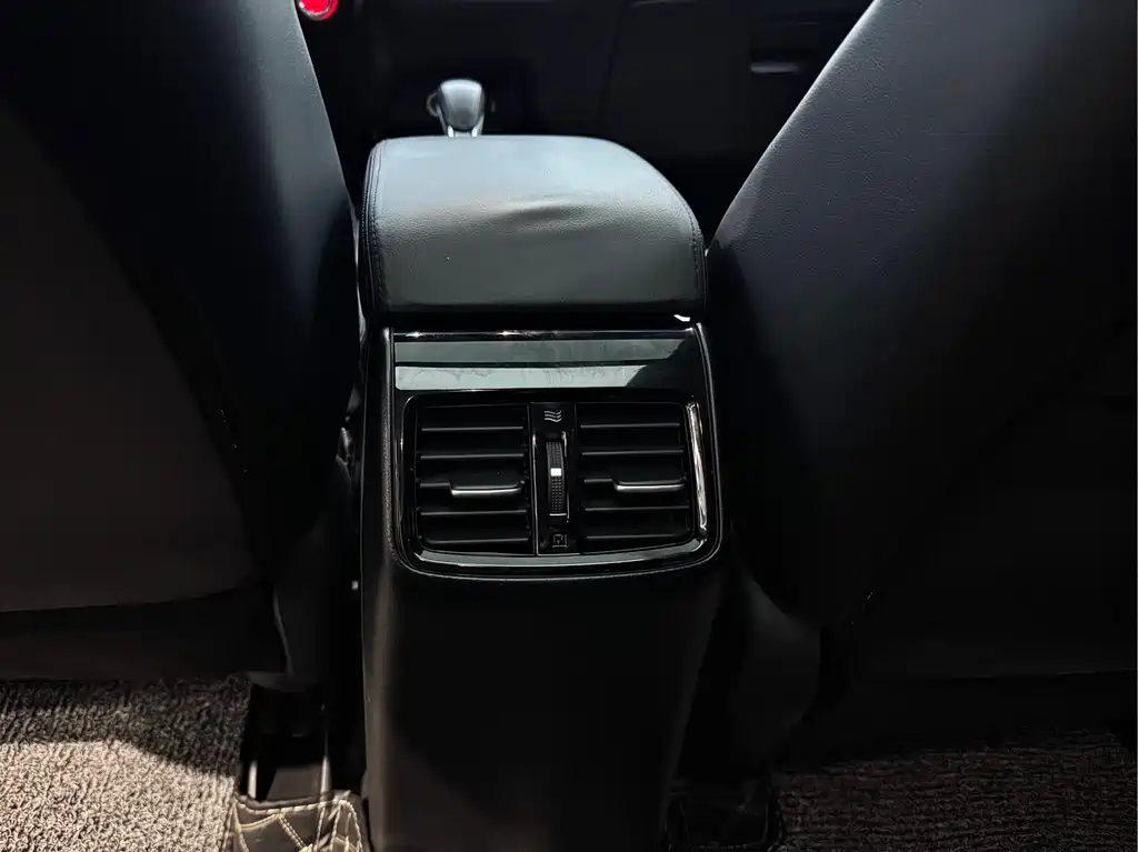 Honda Jade 2019 — фото 17