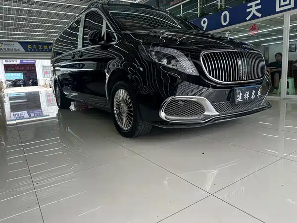 Mercedes-Benz Vito 2024