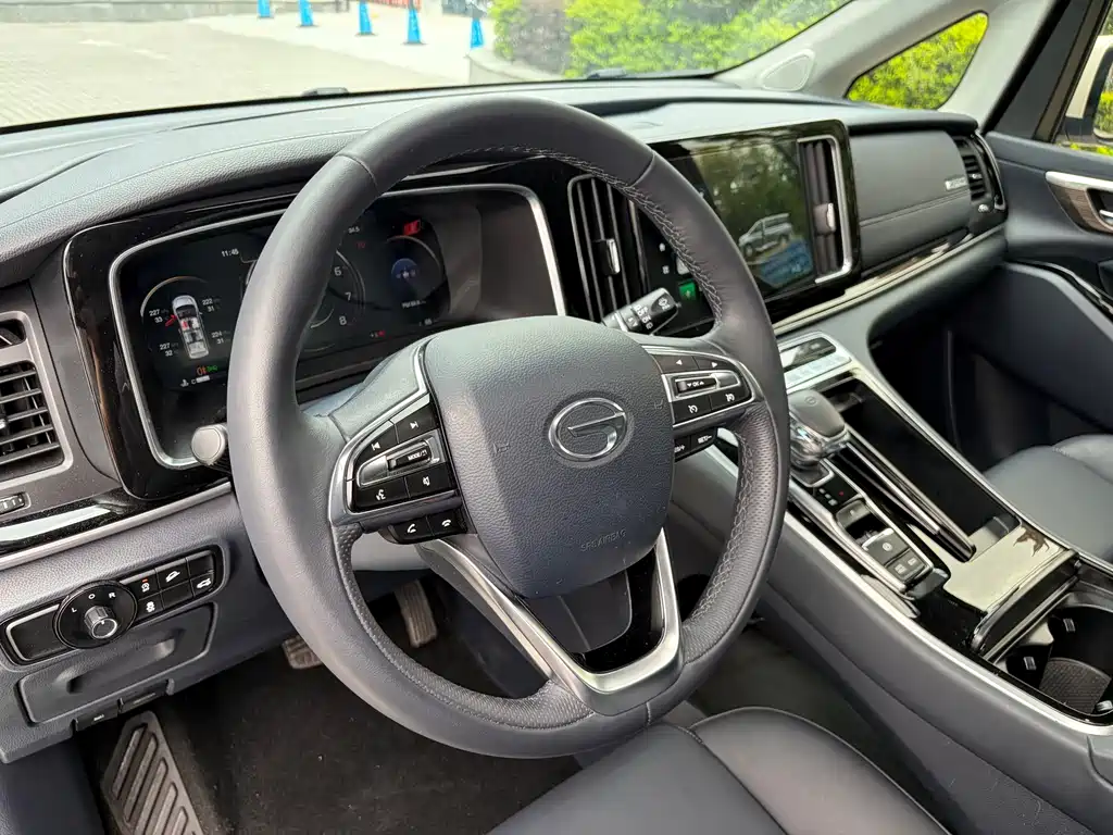 GAC Motor Trumpchi M8 2021 — фото 13