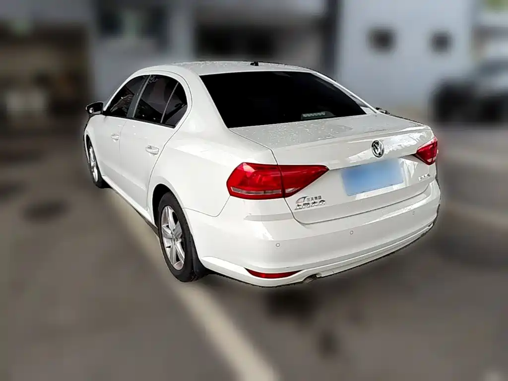 Volkswagen Lavida 2018 — фото 9