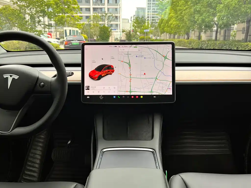 Tesla Model Y 2022 — фото 9