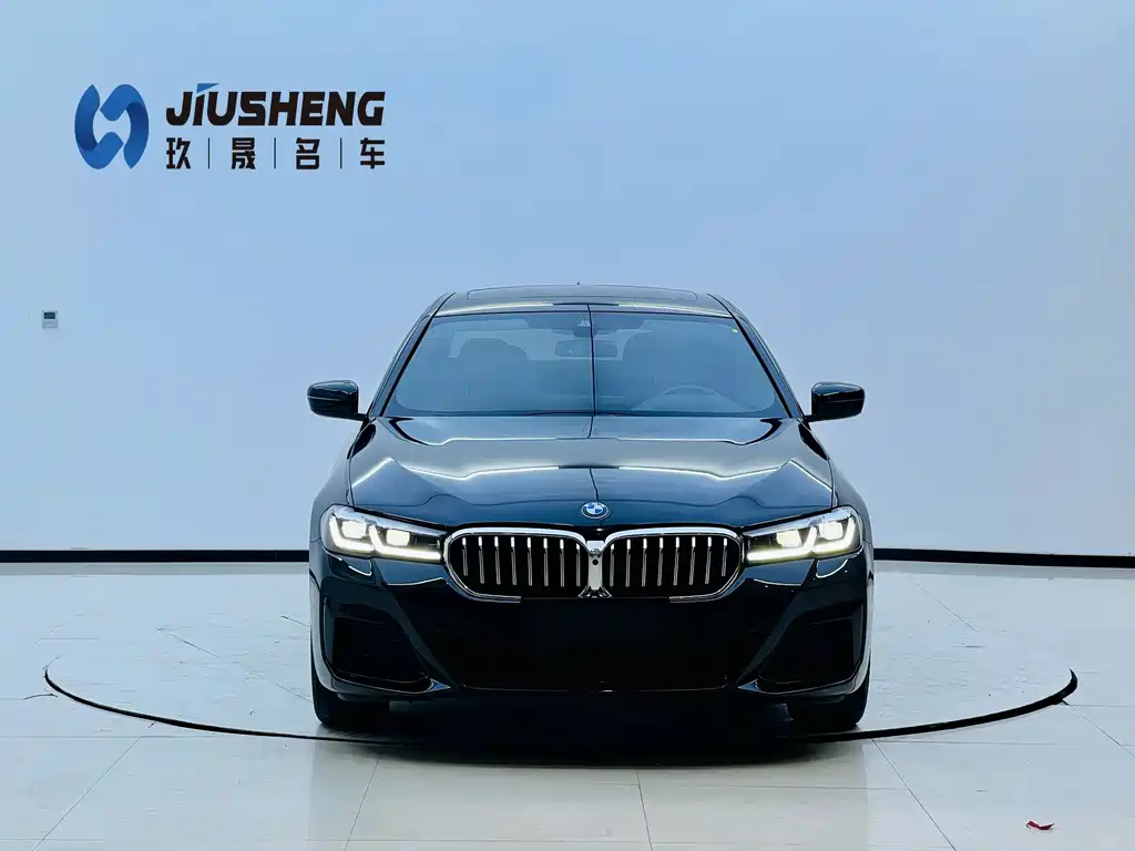 BMW 5 Series 2023