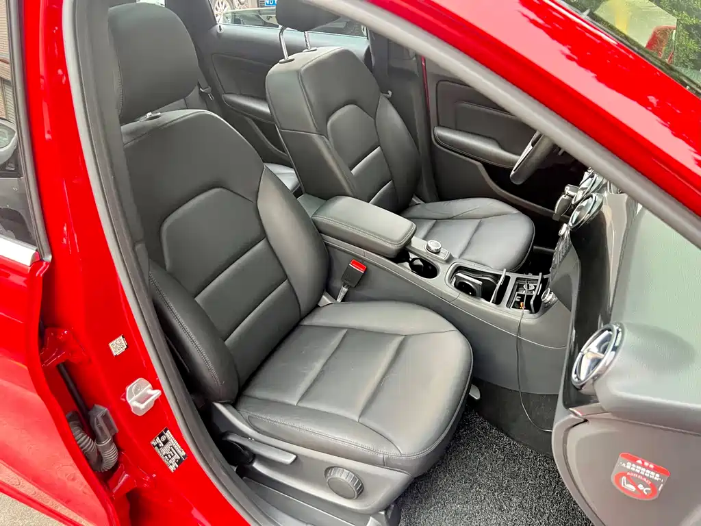 Mercedes-Benz B-Class 2014 — фото 11