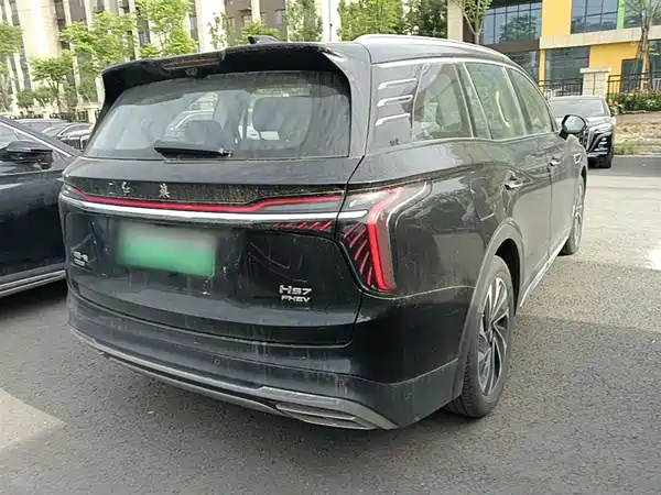 Hongqi HS7 PHEV 2024