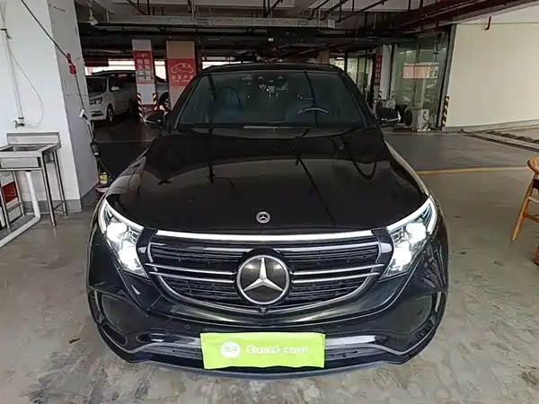 Mercedes-Benz EQC 2020