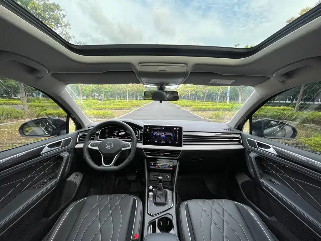 Volkswagen Tiguan L 2025