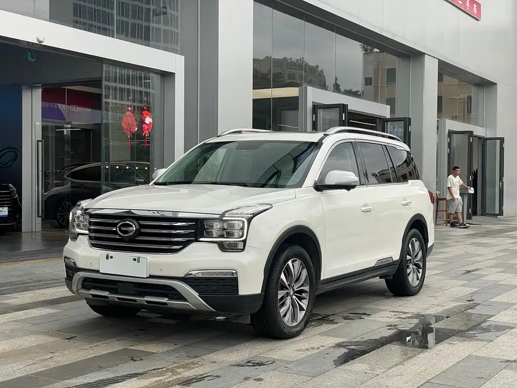 GAC Motor Trumpchi GS8 2017 — фото 18
