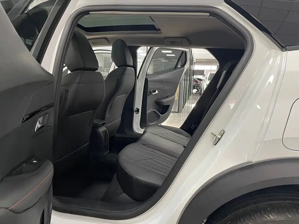 Peugeot 2008 2022