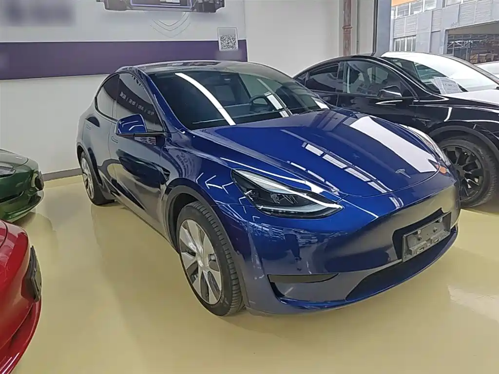 Tesla Model Y 2023 — фото 4