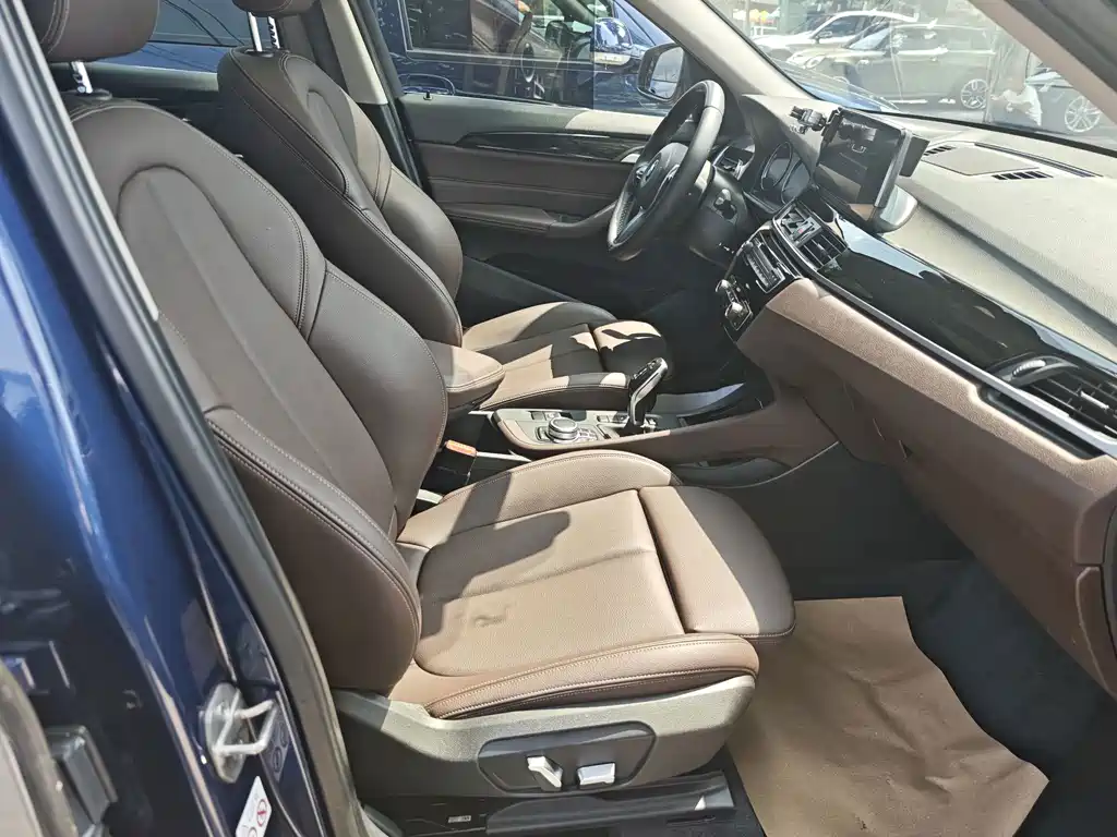 BMW X1 2022 — фото 14