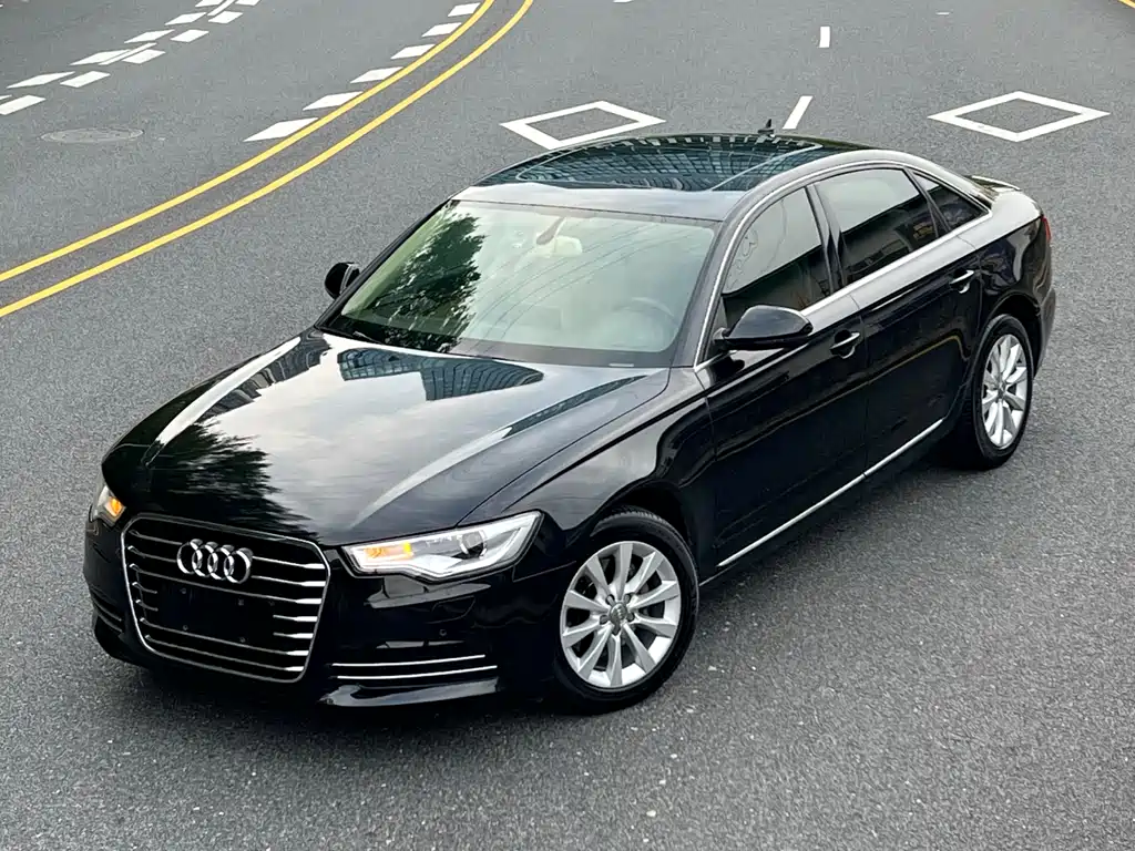Audi A6L 2012 — фото 1
