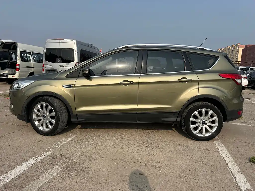 Ford Kuga 2016 — фото 4