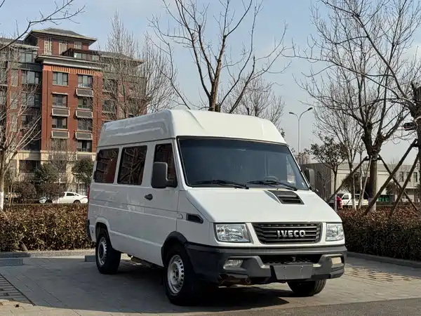 Iveco Proud 2020