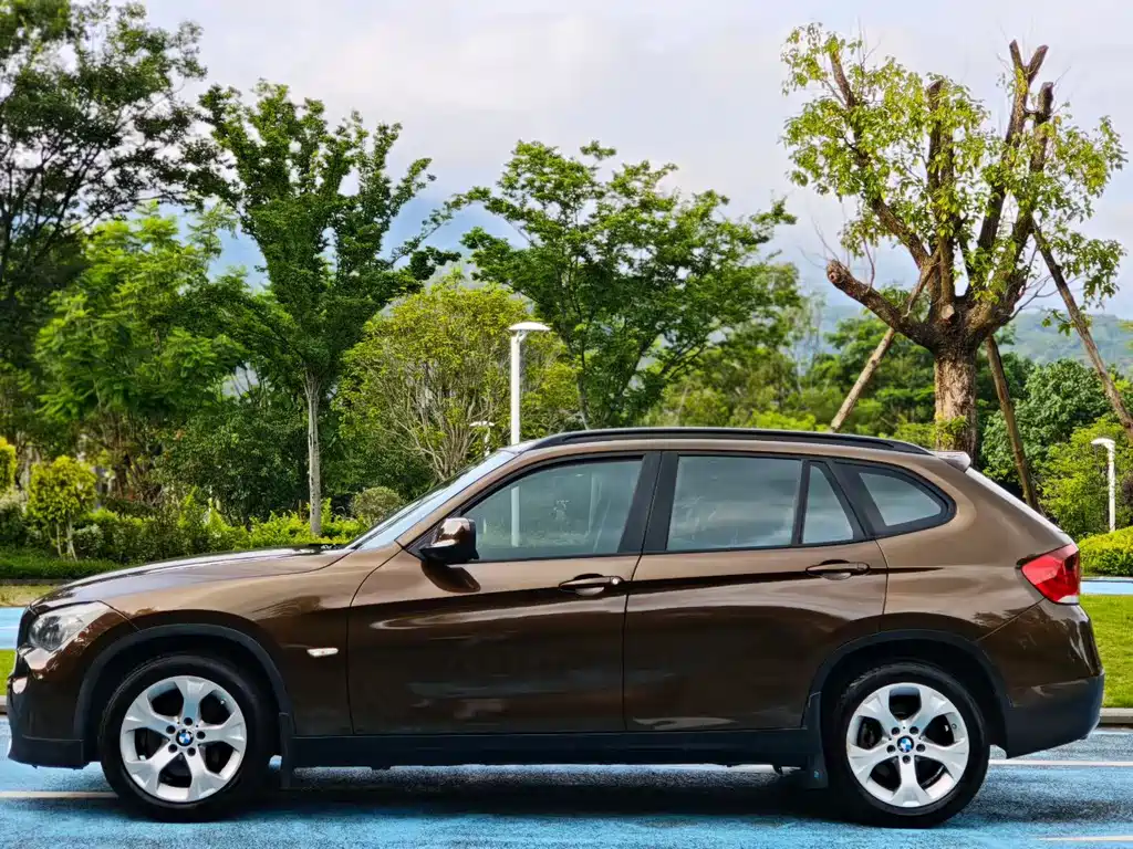 BMW X1 2012 — фото 7