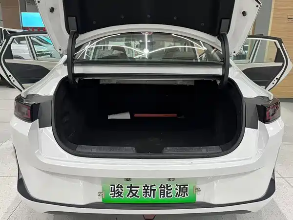 Changan Qiyuan A05 2024