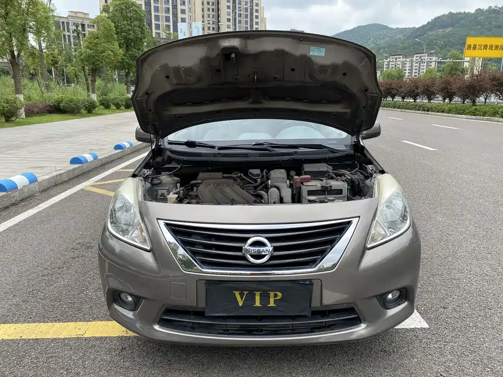 Nissan Sunny 2013 — фото 26