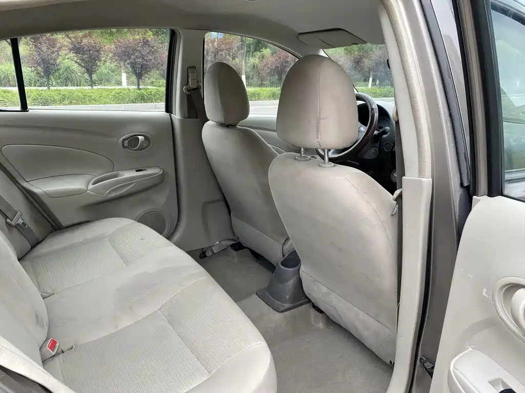 Nissan Sunny 2013 — фото 16