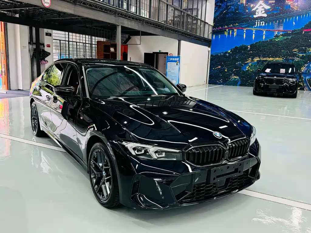 BMW 3 Series 2025 — фото 1
