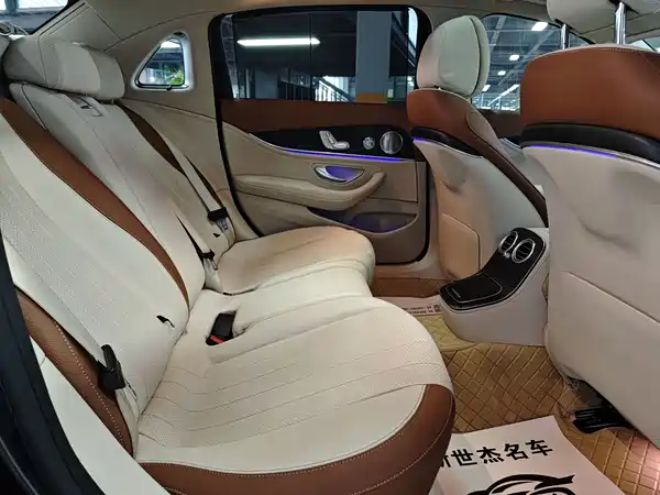 Mercedes-Benz E-Class 2021