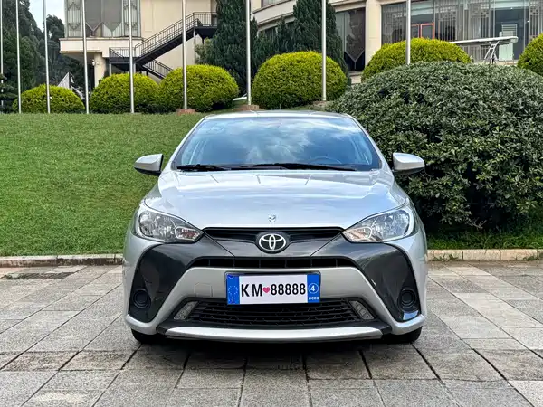 Toyota Yaris L 2016
