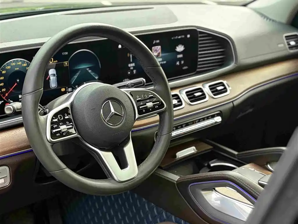 Mercedes-Benz GLE 2019 — фото 12