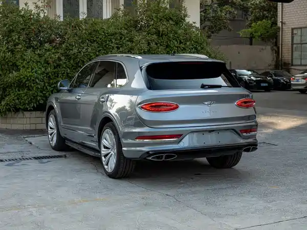 Bentley Bentayga 2021