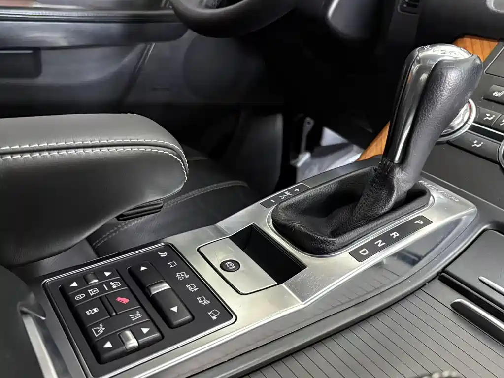 Land Rover Sport 2013 — фото 11