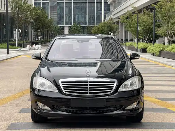 Mercedes-Benz S-Class 2008
