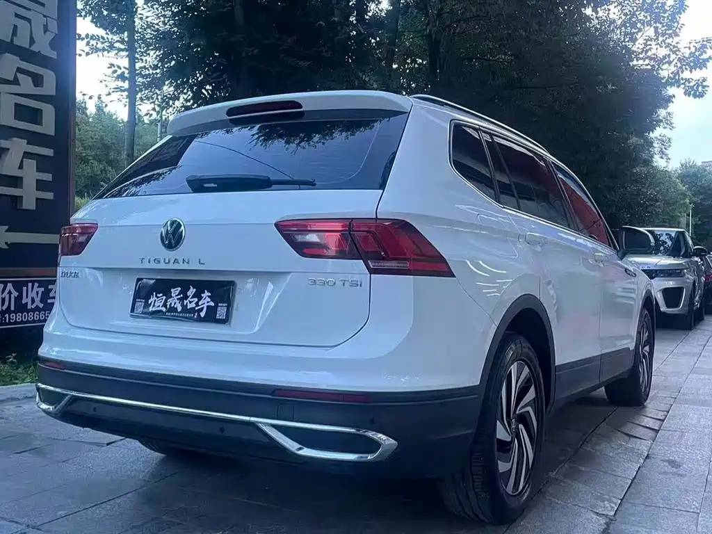 Volkswagen Tiguan L 2022
