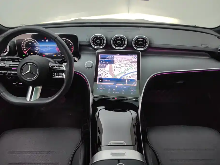 Mercedes-Benz C-Class 2023 — фото 12