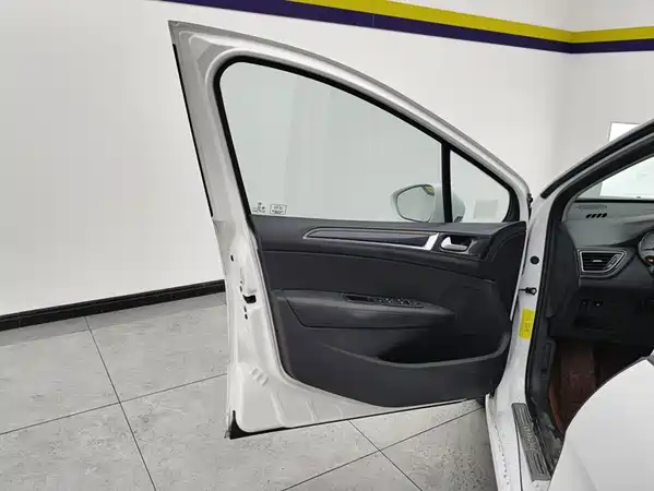 Peugeot 308 2013