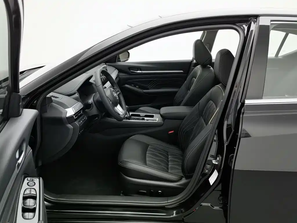Nissan Teana 2023 — фото 10