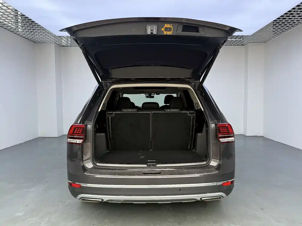 Volkswagen Teramont 2017 — фото 13