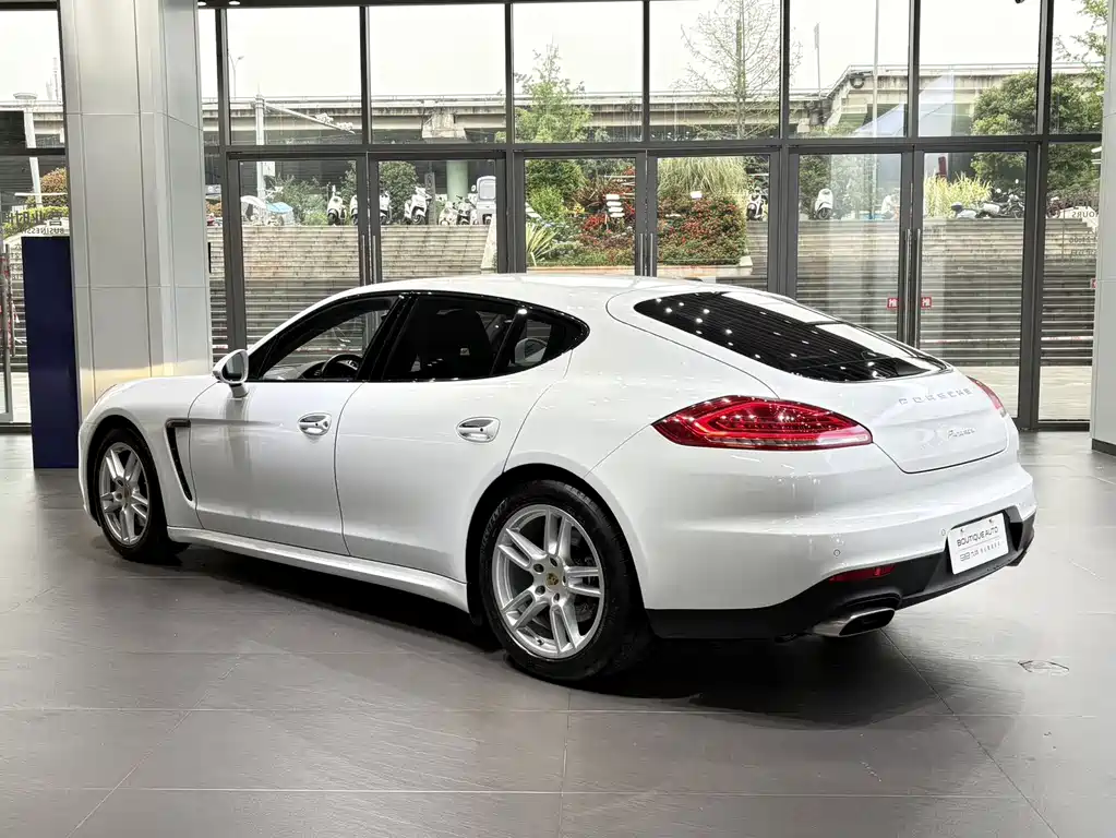 Porsche Panamera 2016 — фото 4