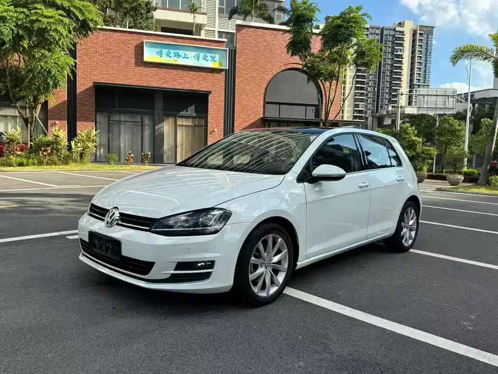 Volkswagen Golf 2015 — фото 1