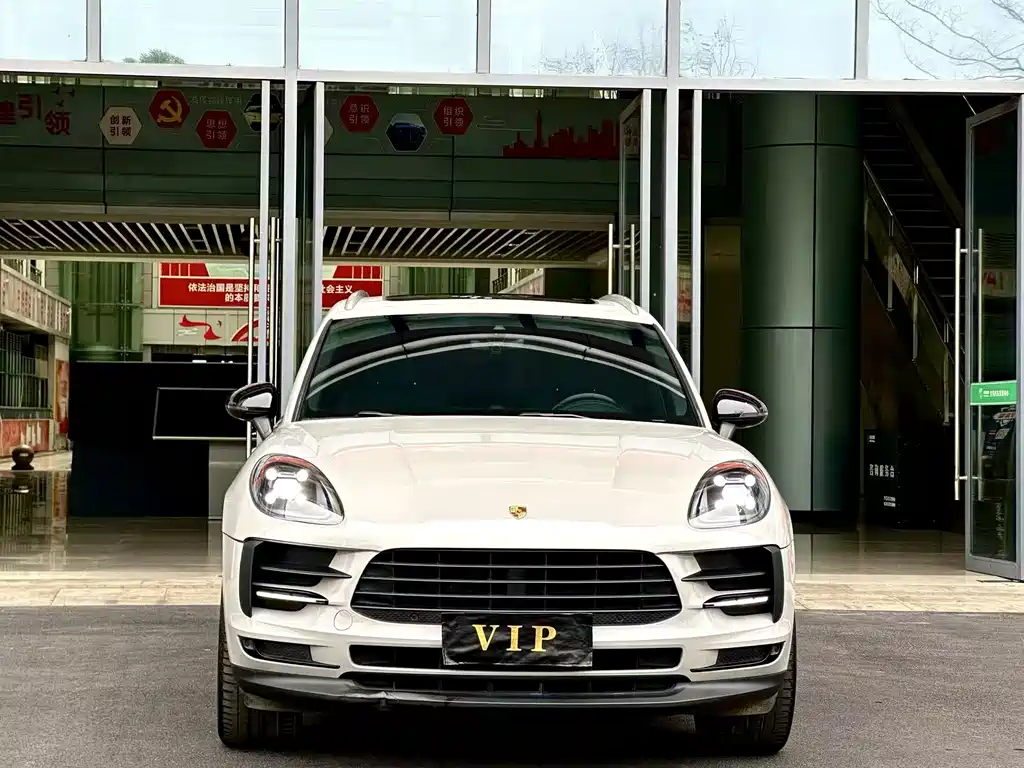 Porsche Macan 2018 — фото 2
