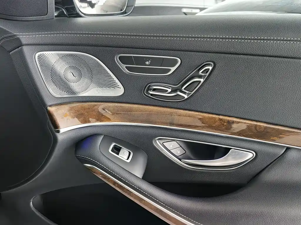 Mercedes-Benz S-Class 2015 — фото 16