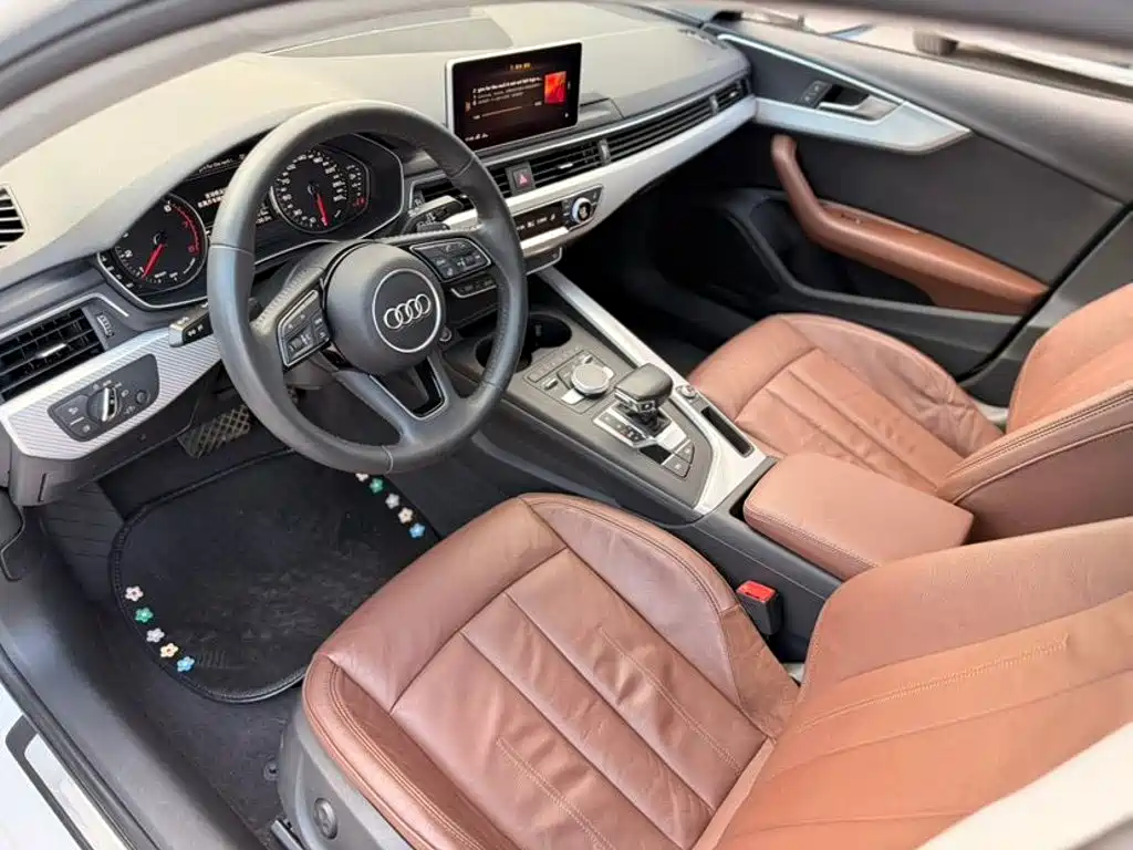 Audi A4L 2017 — фото 9