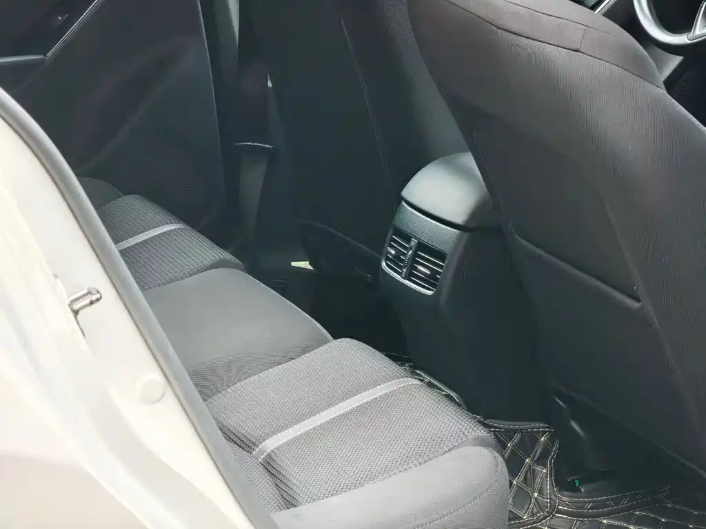 Mazda 3 Angkesela 2017 — фото 14